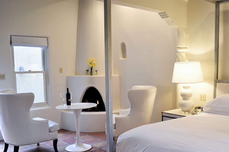 Deluxe Room, 1 King Bed, Courtyard View (The Romantic Room) | Premium bedding, in-room safe, soundproofing, iron/ironing board