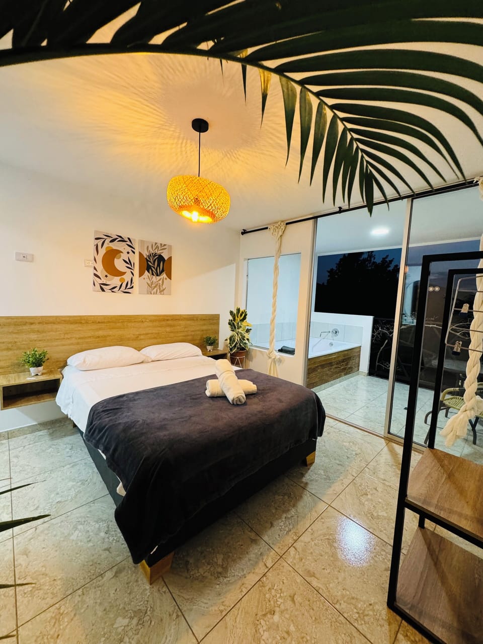 Premium Double Room | WiFi (free), bed sheets