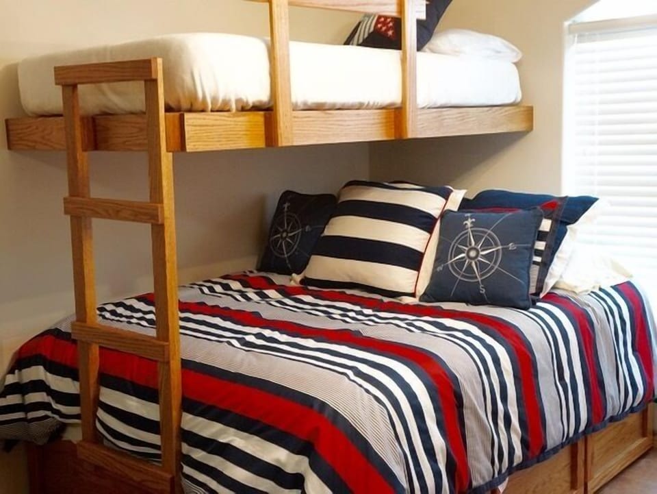 Queen Bed with Twin Bunk Bed on Top - Downstairs