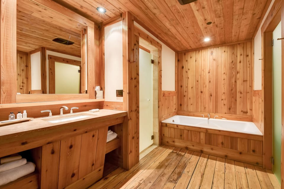Luxury Room, 1 King Bed (Pondside) | Deep soaking bathtub