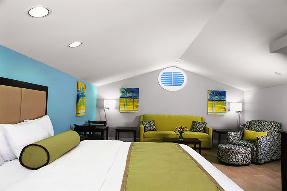 Sensational Silver Suite | Egyptian cotton sheets, premium bedding, down comforters, pillowtop beds