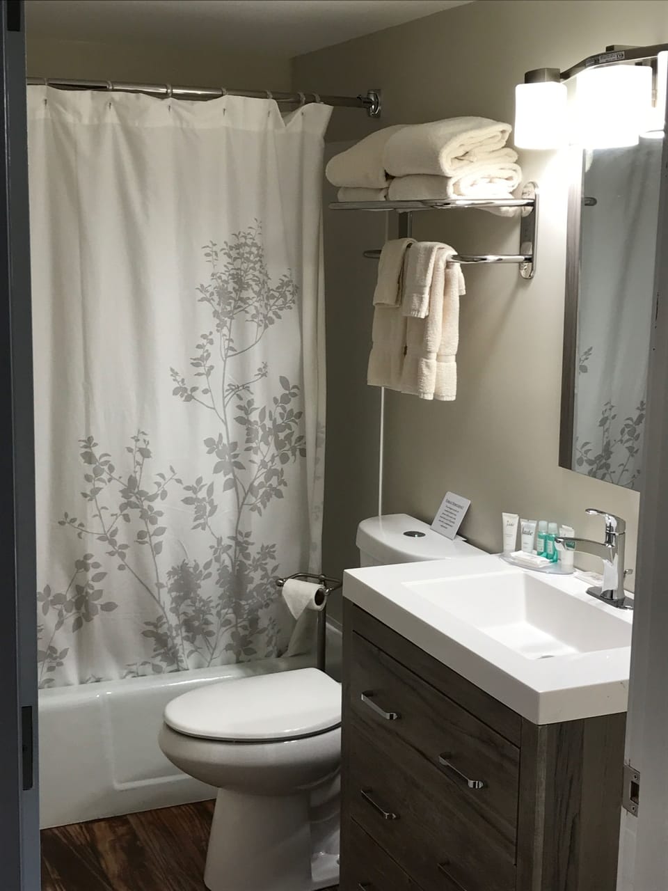 Family Suite, 1 Bedroom, Kitchen, Ocean View | Bathroom | Combined shower/tub, free toiletries, hair dryer, towels