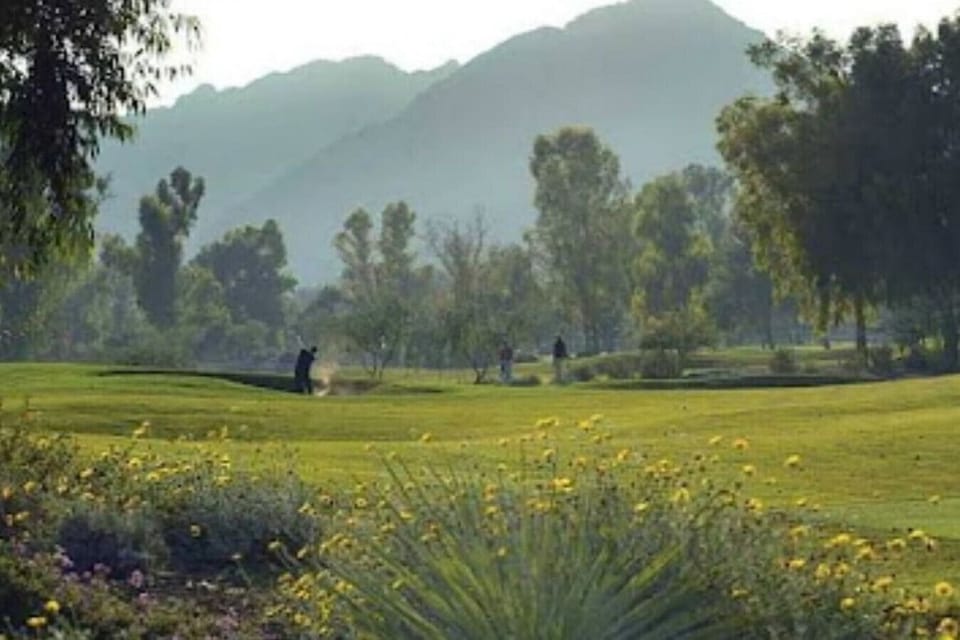 Amazing golf literaly in your back yard