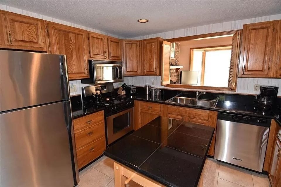Family Townhome | Private kitchen