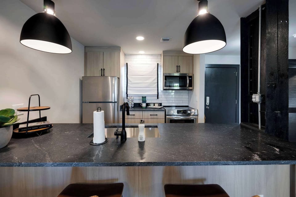 Sleek design meets modern appliances—perfect for culinary adventures in Nashville!