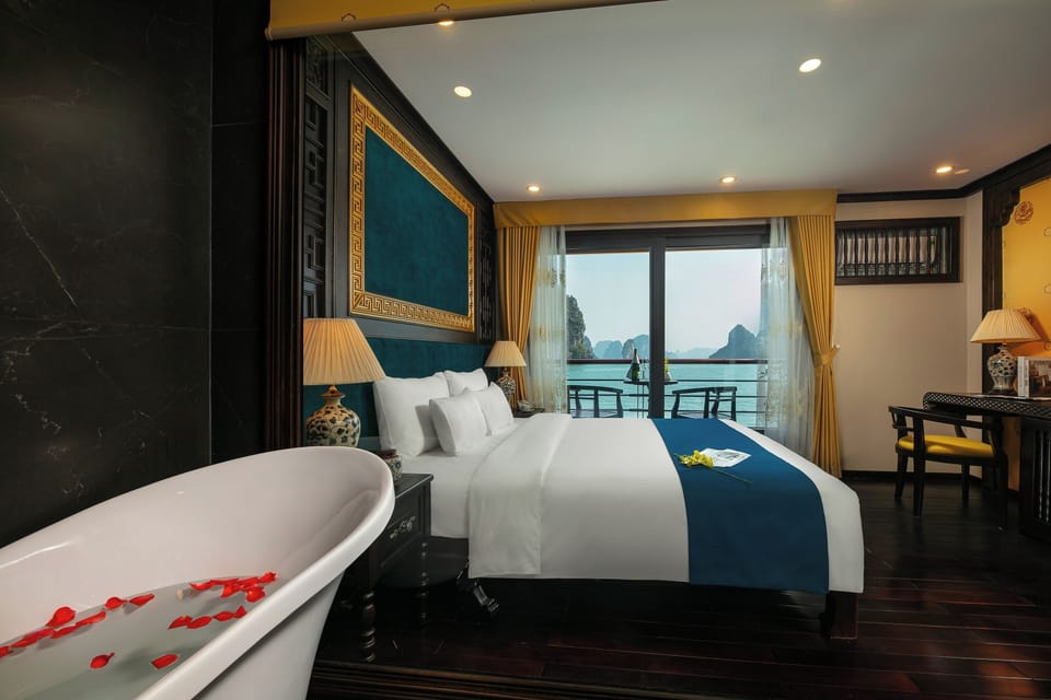 Premium bedding, minibar, in-room safe, desk