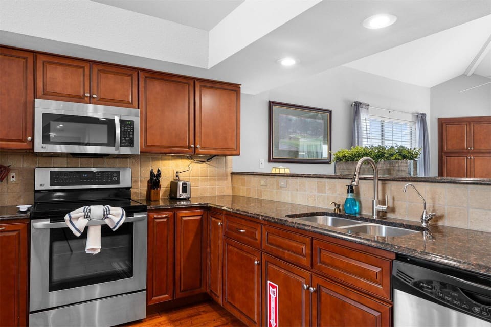 Condo, Multiple Beds, Kitchen, Golf View (The 12th Green View) | Private kitchen