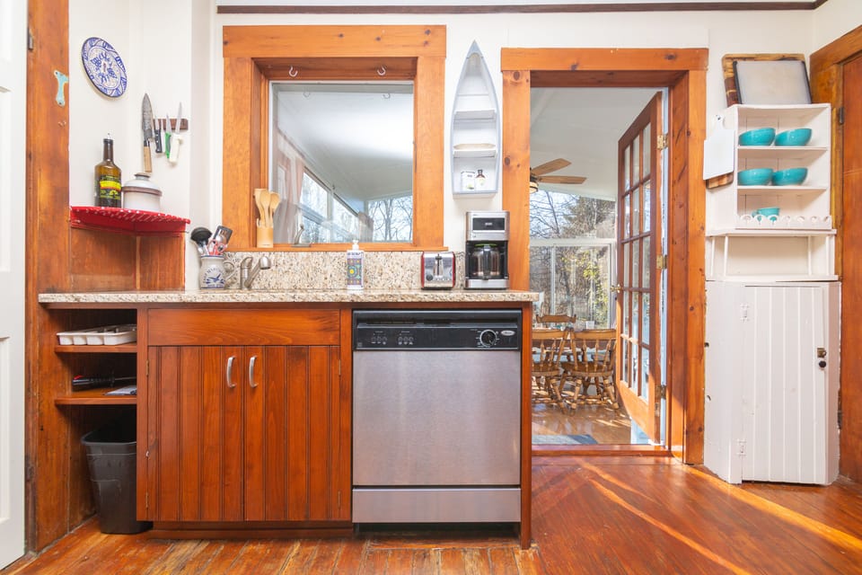 This country kitchen is packed with loads of charm!