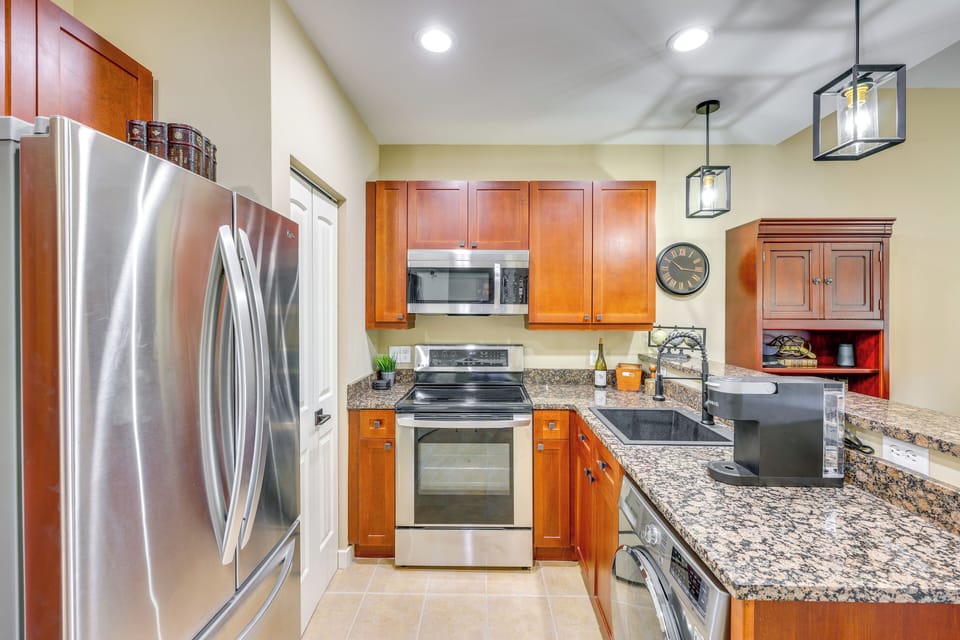 Kitchen | Cooking Basics | Dishware & Flatware