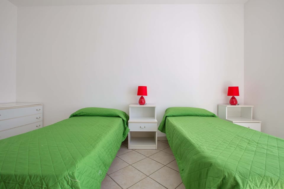 2 bedrooms