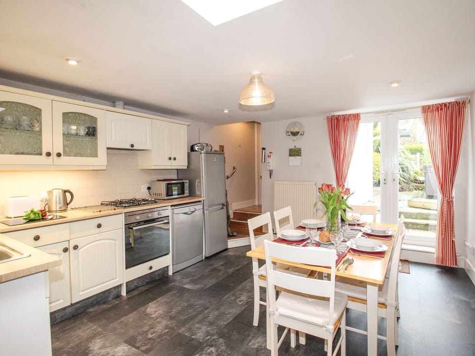 Cottage | Interior