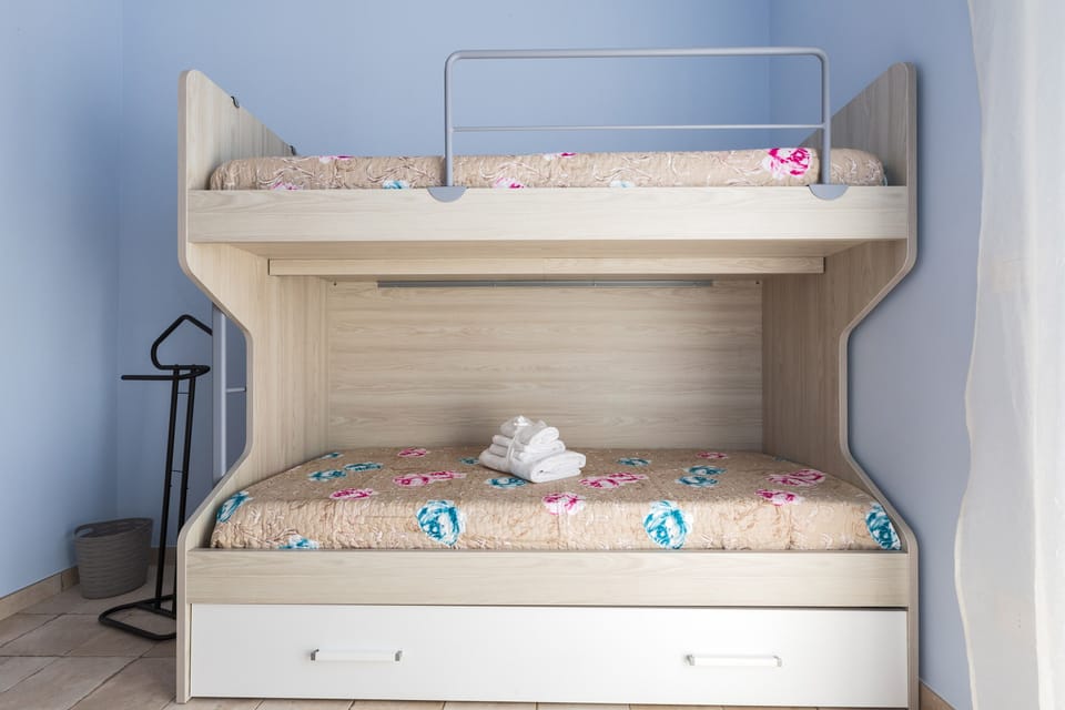 2 bedrooms