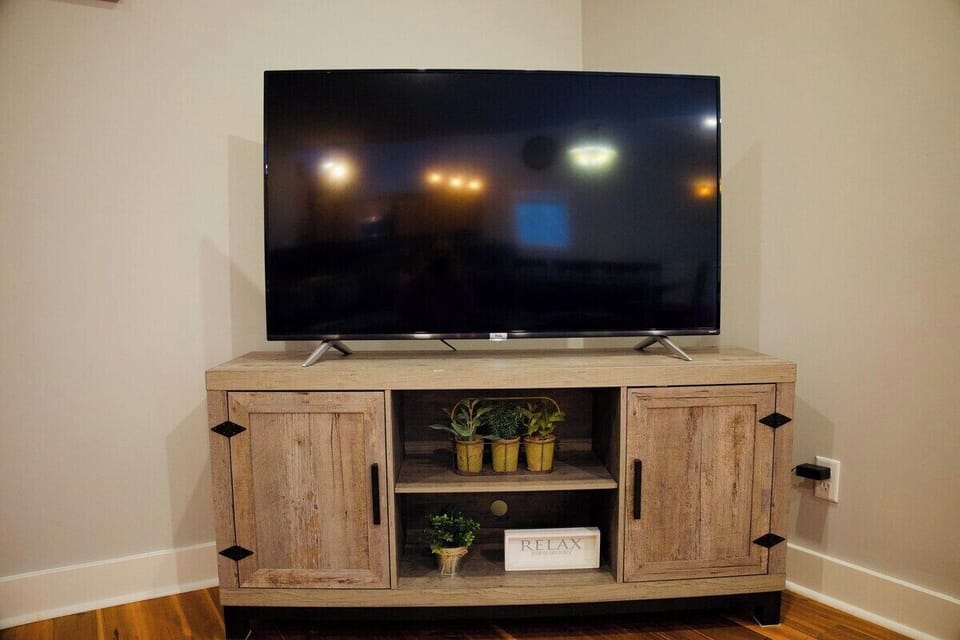 60" Roku TV - includes Disney Plus, Hulu, and ESPN +