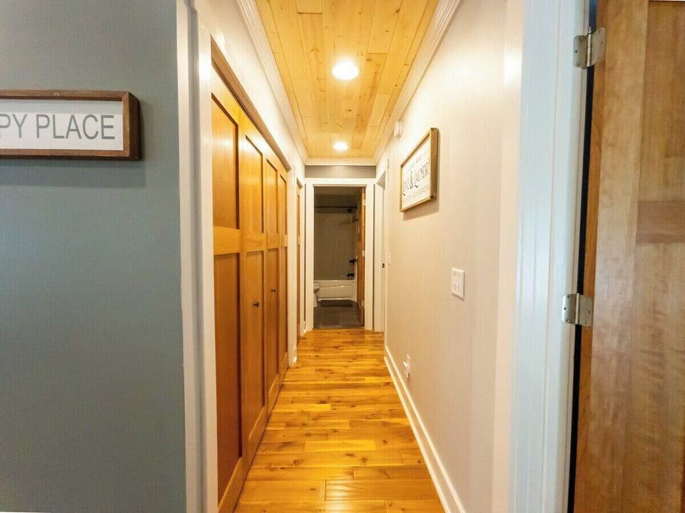 Hallway to 2nd King Bedroom, 2nd Full Bathroom, and Laundry Closet