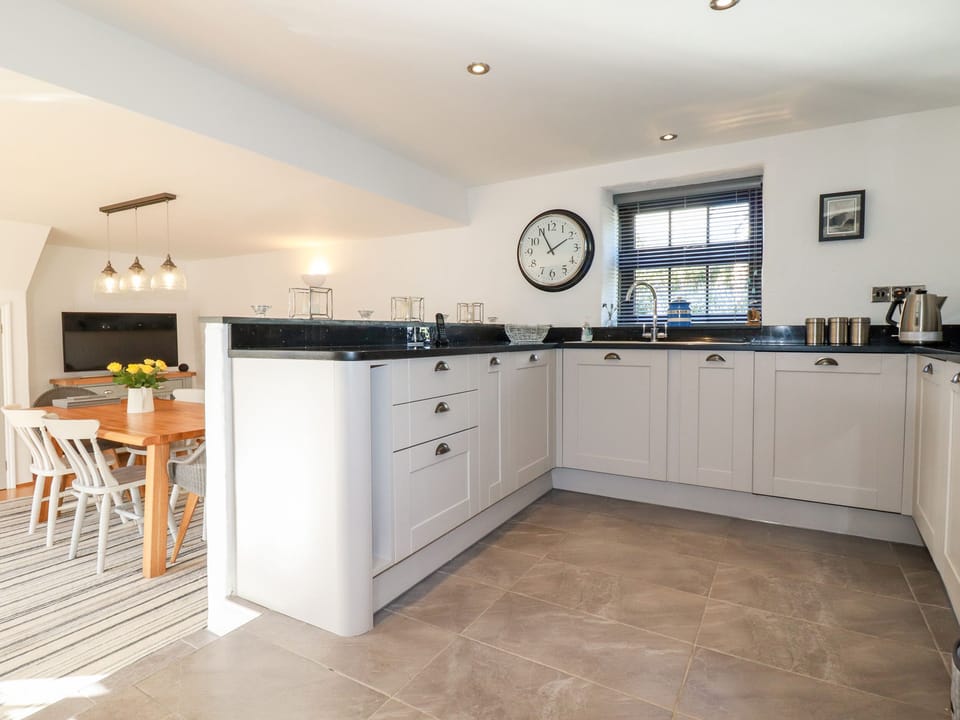 Fridge, dishwasher, electric kettle, toaster