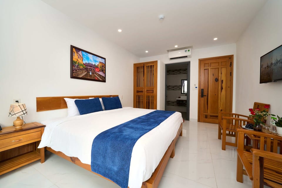 Deluxe Double or Twin Room | Premium bedding, individually decorated, individually furnished, desk