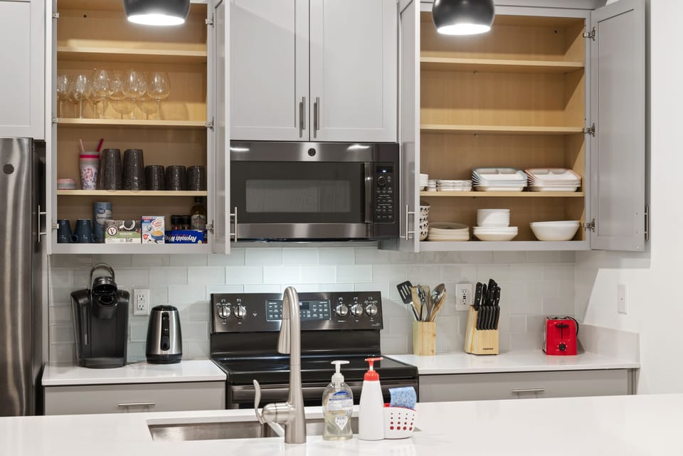 Fully stocked kitchen for those who want to bake a cake or cook a meal!