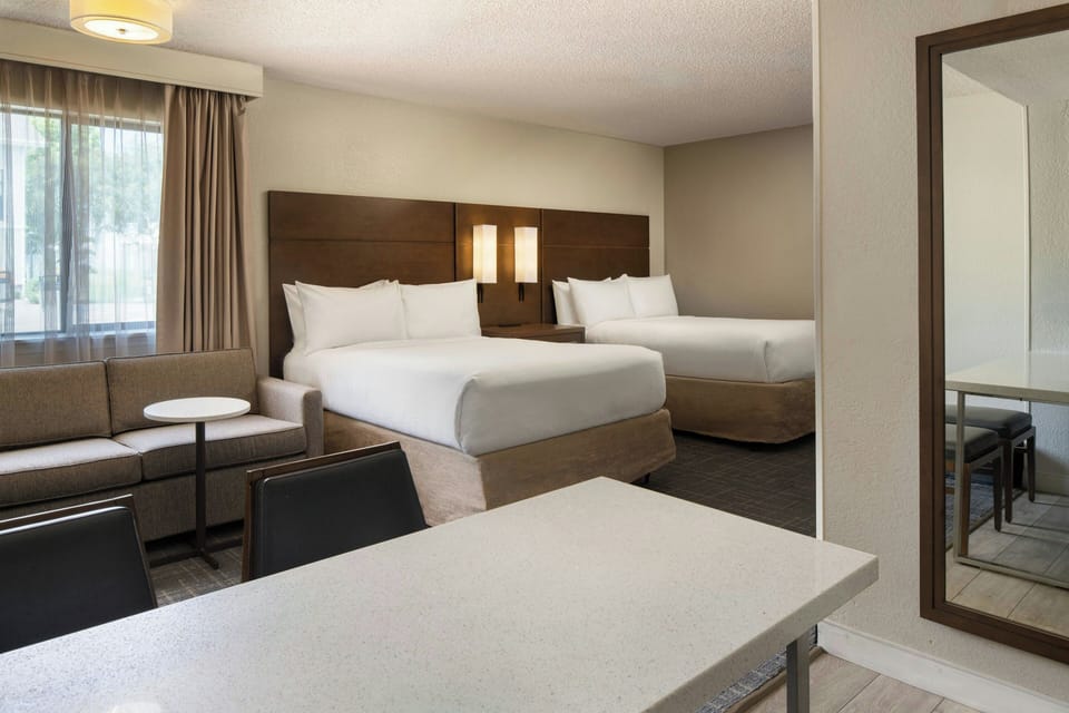 Studio, Multiple Beds | Premium bedding, blackout drapes, iron/ironing board, WiFi (free)