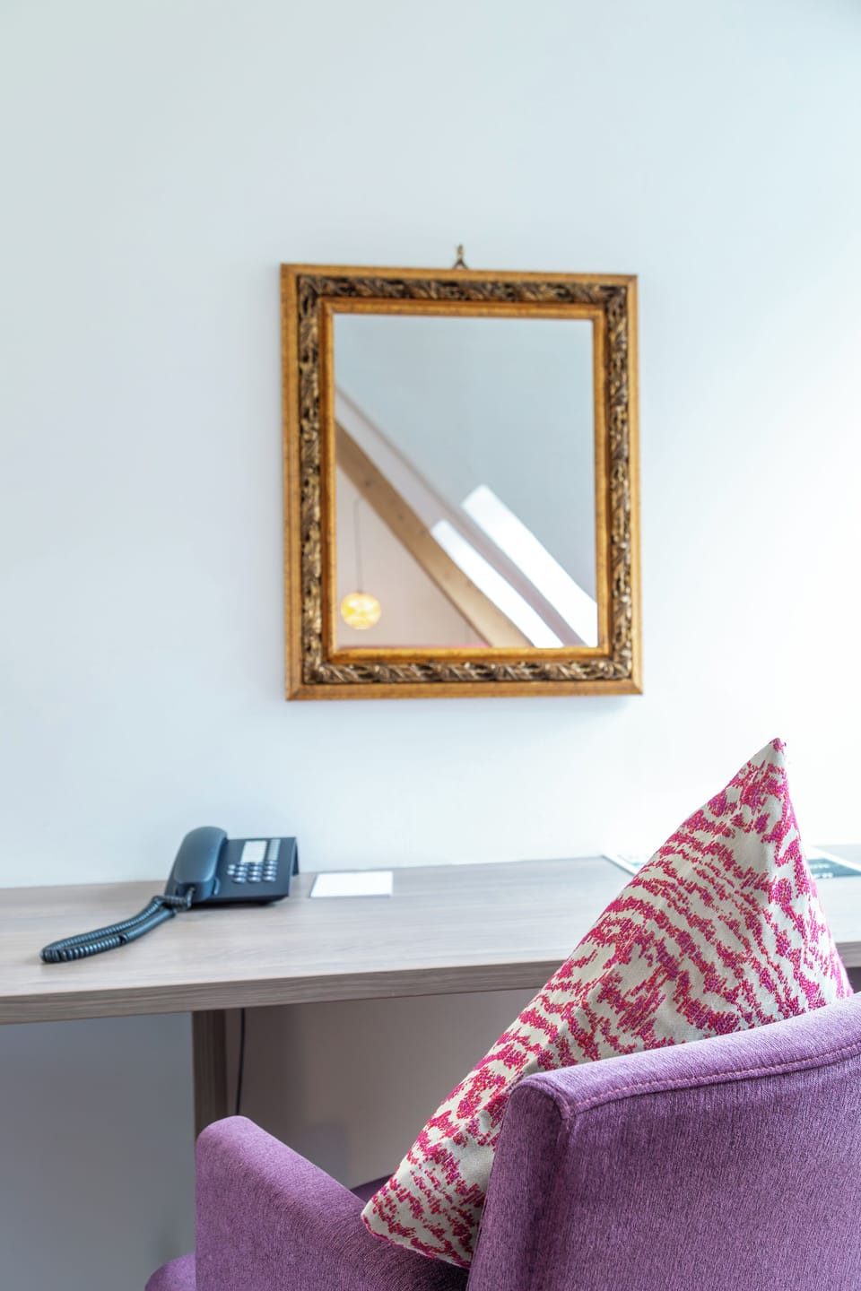 Studio | Hypo-allergenic bedding, in-room safe, desk, laptop workspace