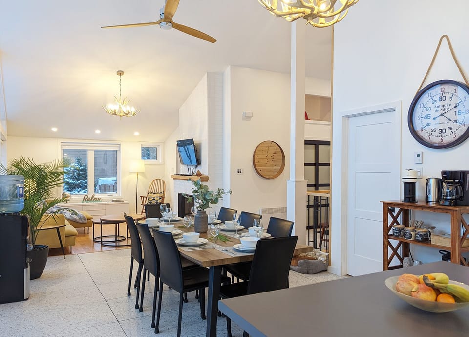 VIew of dining and living room area from kitchen