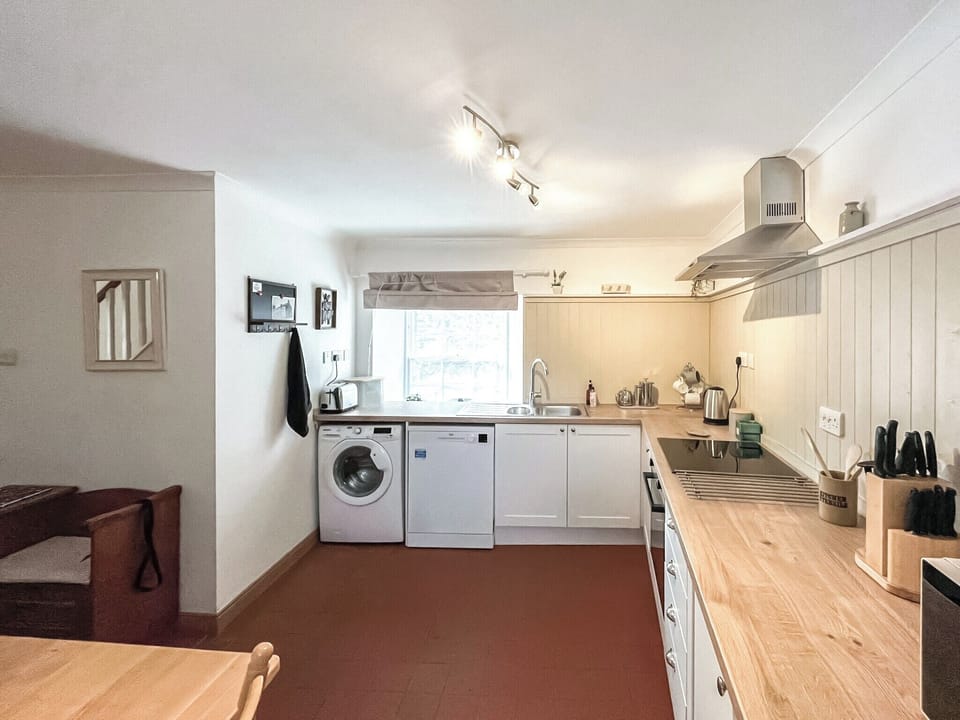Kitchen/diner | Willesdene Cottage, Perth