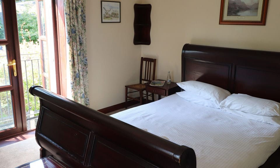 2 bedrooms, individually decorated, individually furnished, free WiFi