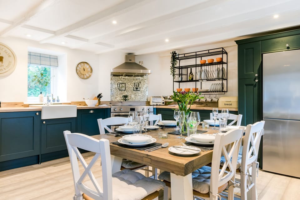Cottage | Interior