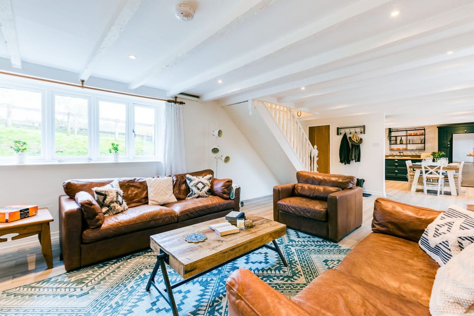 Cottage | Interior