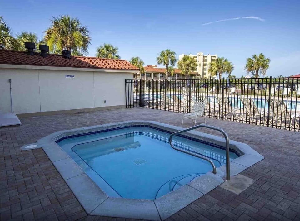 Hot tub