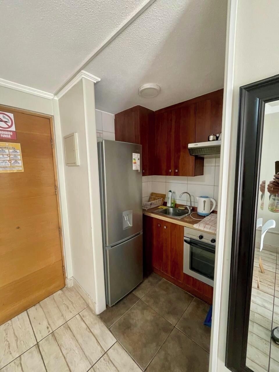 Standard Apartment, 1 Bedroom | Private kitchen | Full-size fridge, oven, electric kettle, cookware/dishes/utensils