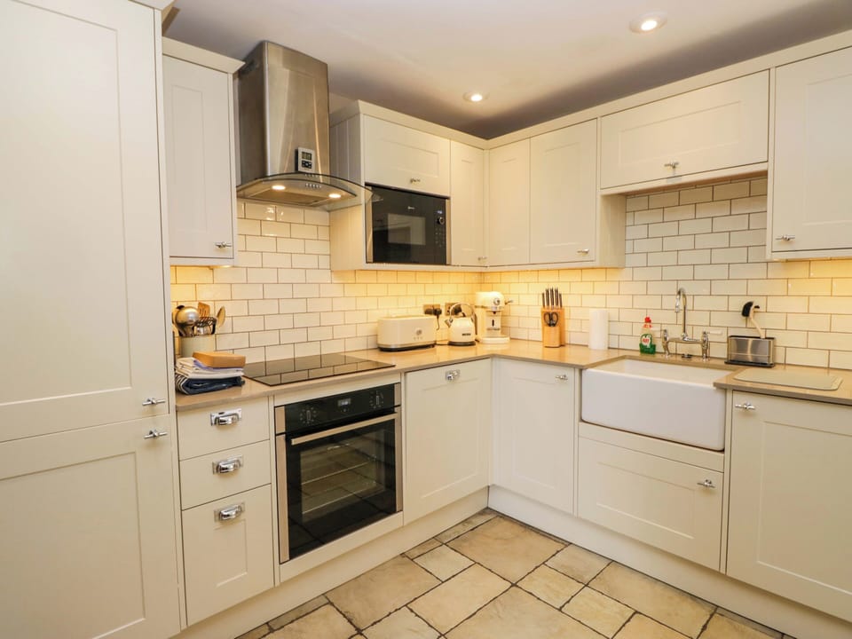 Cottage | Interior