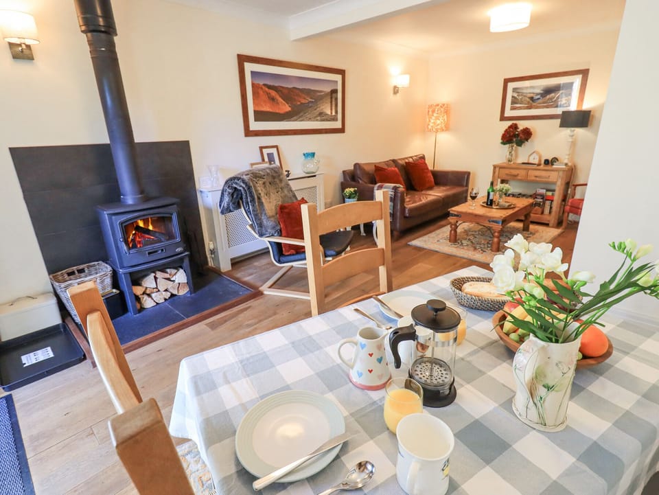 Cottage | Living area | DVD player