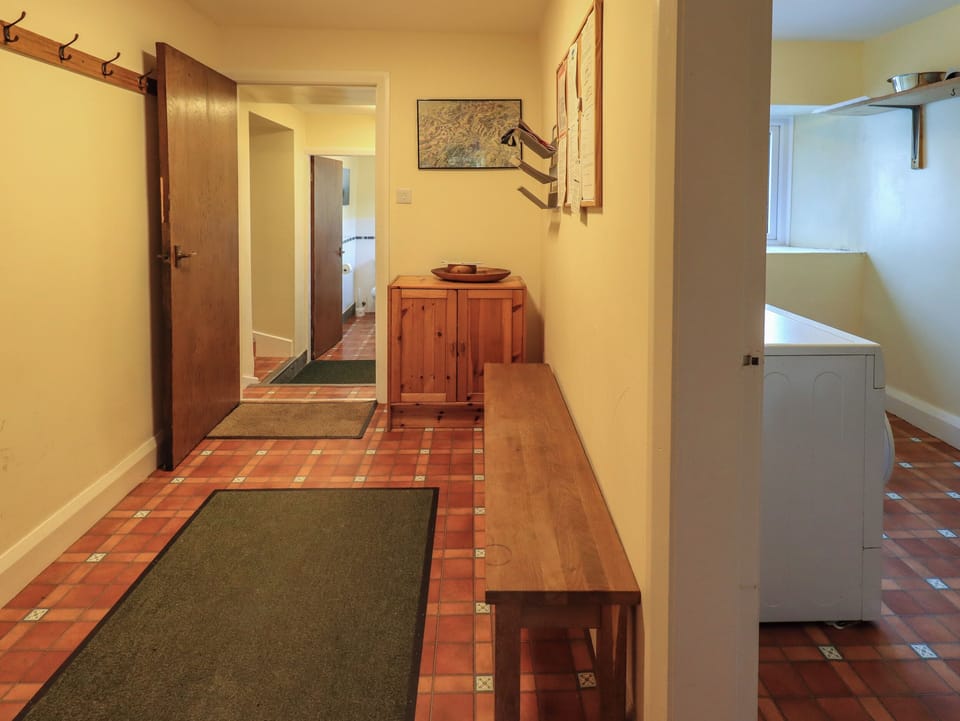 Cottage | Interior