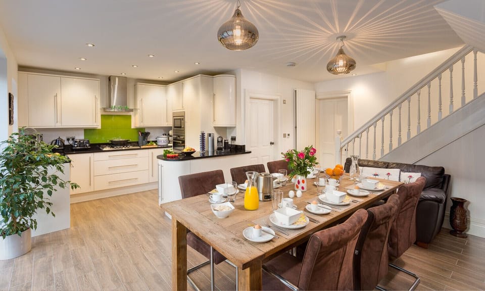 Fridge, dishwasher, cookware/dishes/utensils