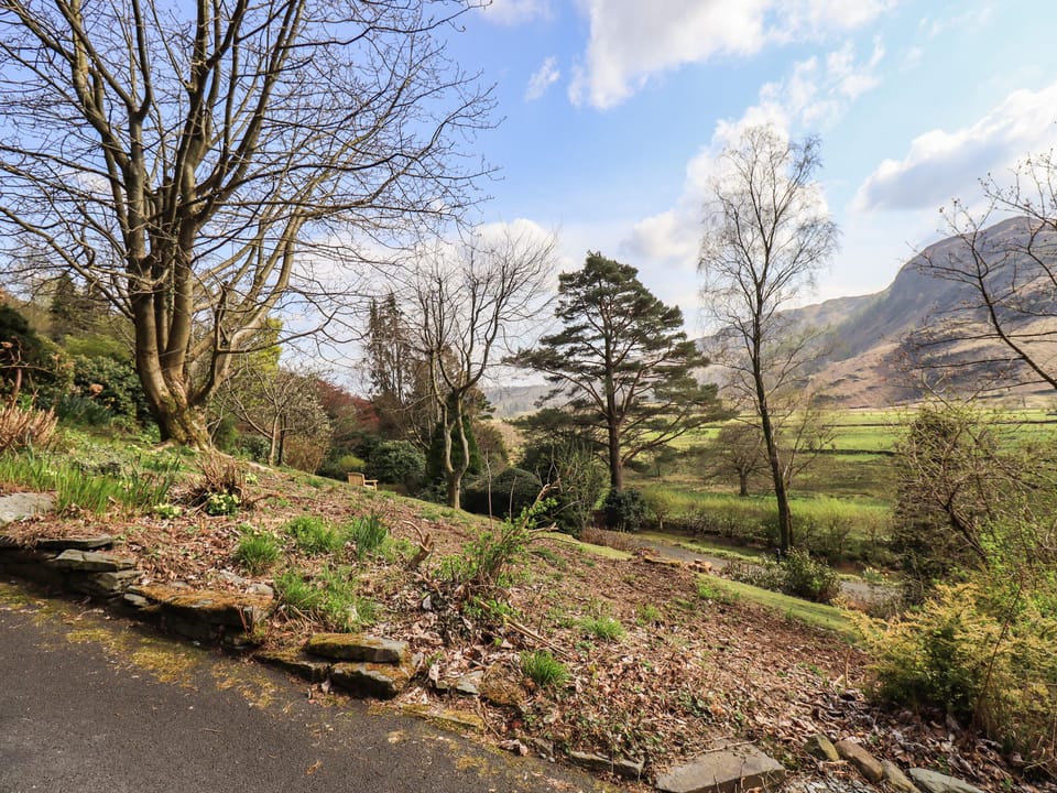 Cottage | Property grounds