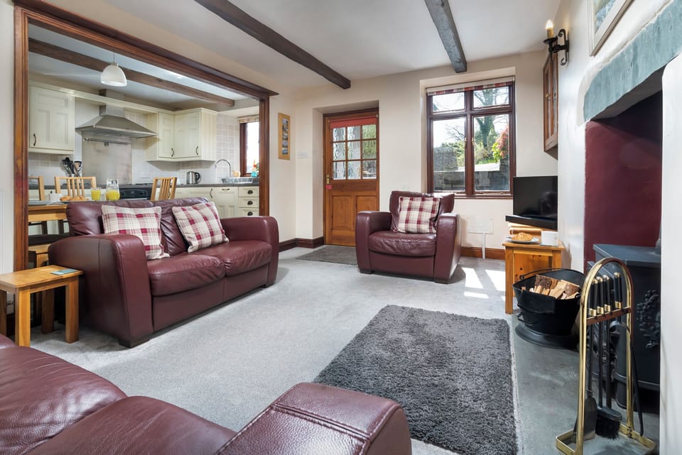 Cottage | Living area