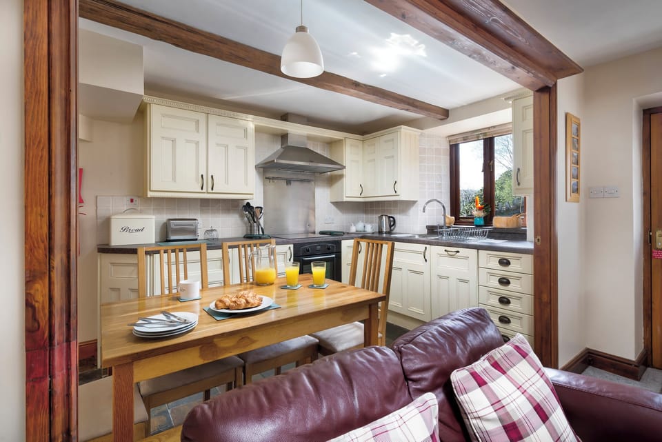Cottage | Interior
