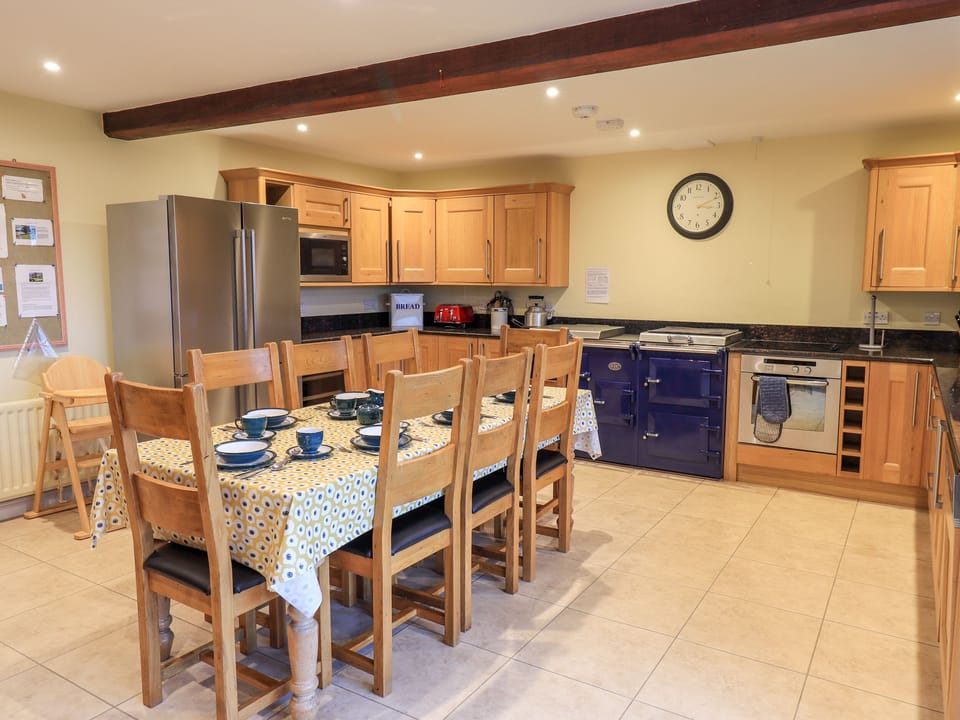 Fridge, dishwasher, cookware/dishes/utensils
