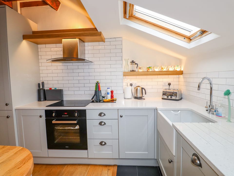 Fridge, dishwasher, electric kettle, toaster