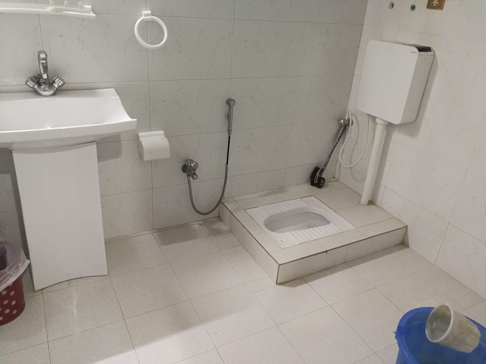 Double Room | Bathroom | Free toiletries, slippers, towels