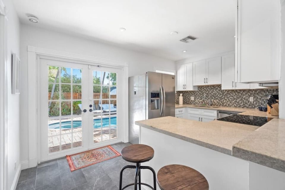 Sunlight and greenery bring the outdoors in.
