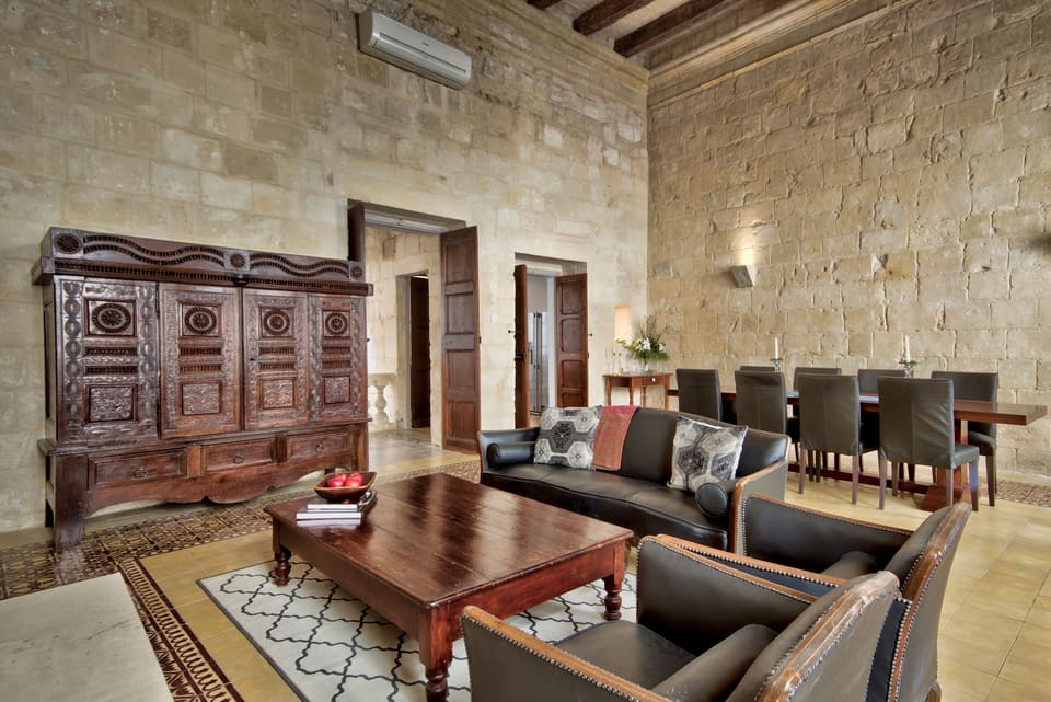Traditional House | Living area
