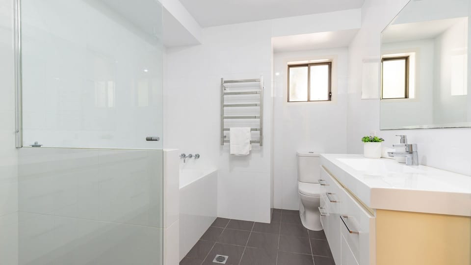 Bath room - 2