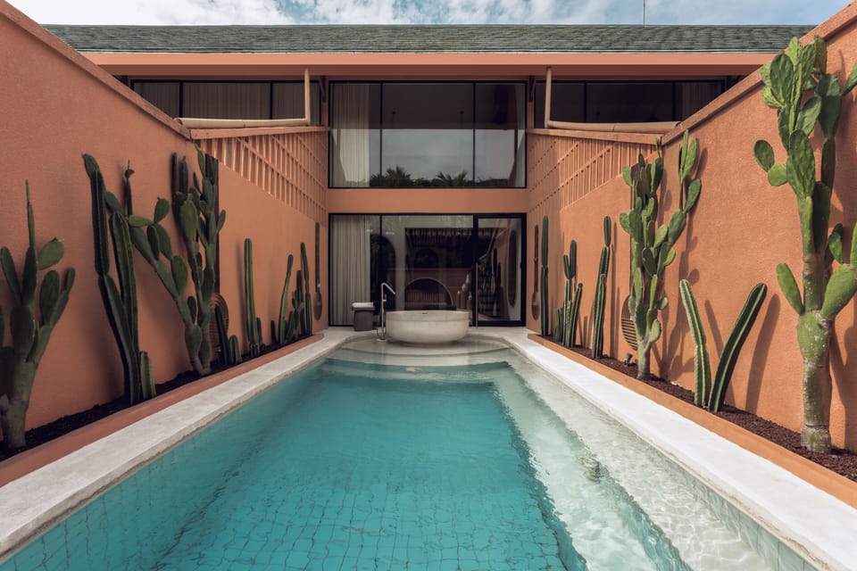 Private pool