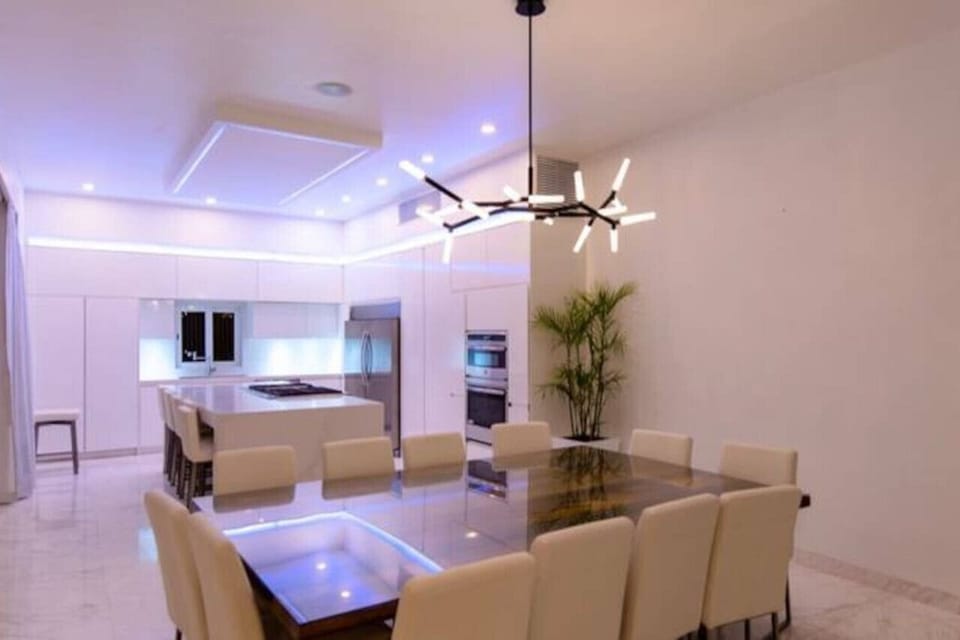 Kitchen with Dining area