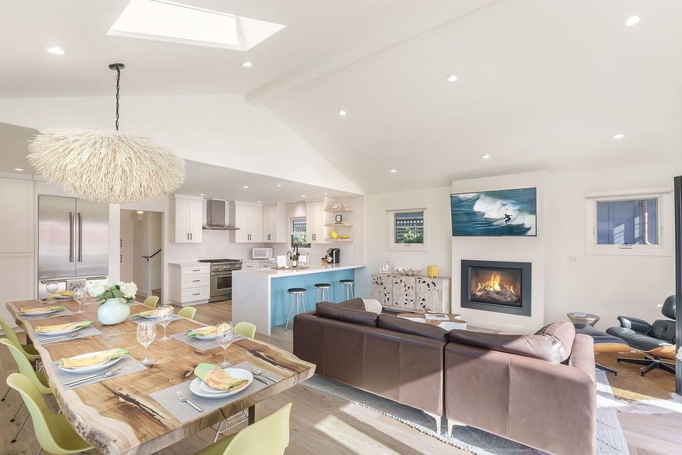 Open Concept with Living Room, Dining Area and Kitchen