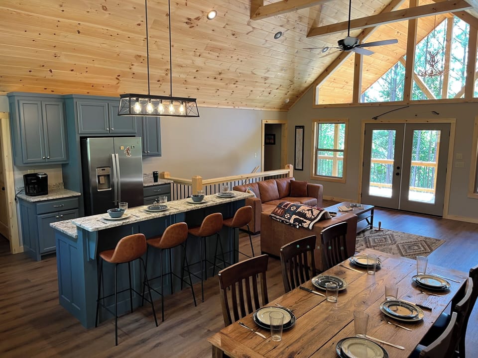 LR, DR, kitchen area