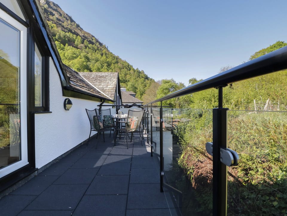 Cottage | Outdoor dining