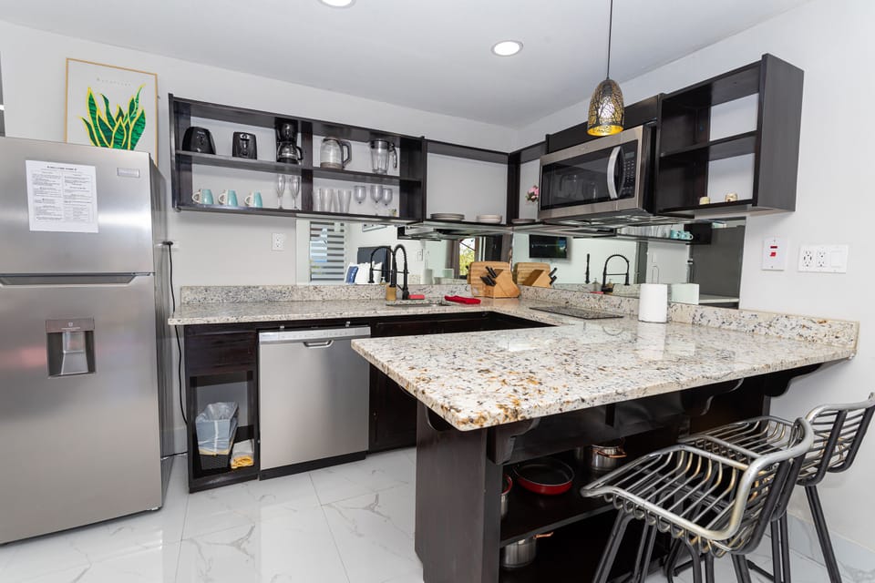 Fully view of kitchen exteriors 