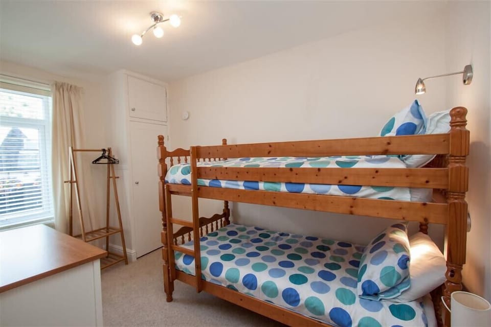2 bedrooms, individually decorated, individually furnished, free WiFi